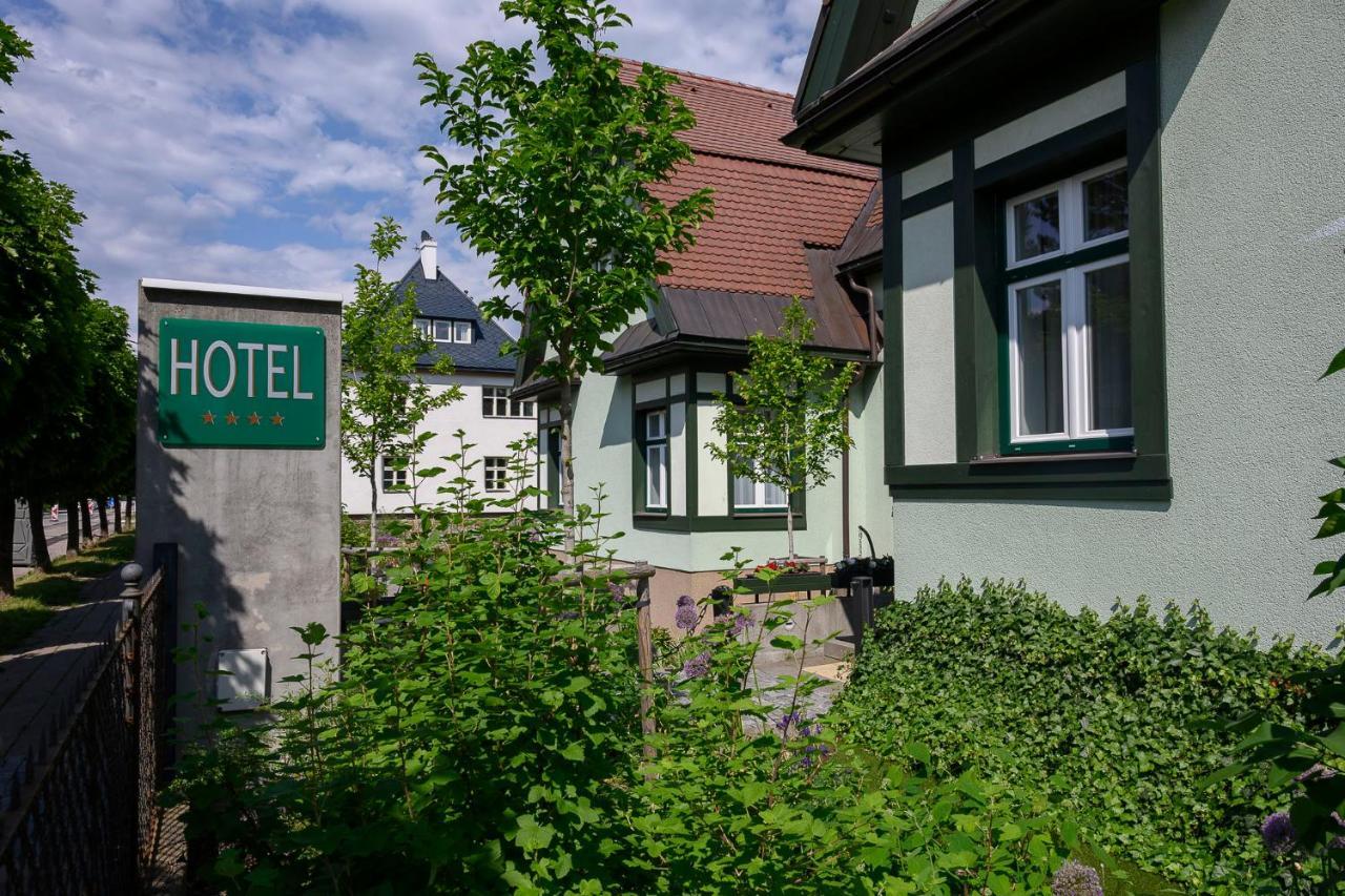 Hotel Zelena Marina Vrchlabí Zewnętrze zdjęcie
