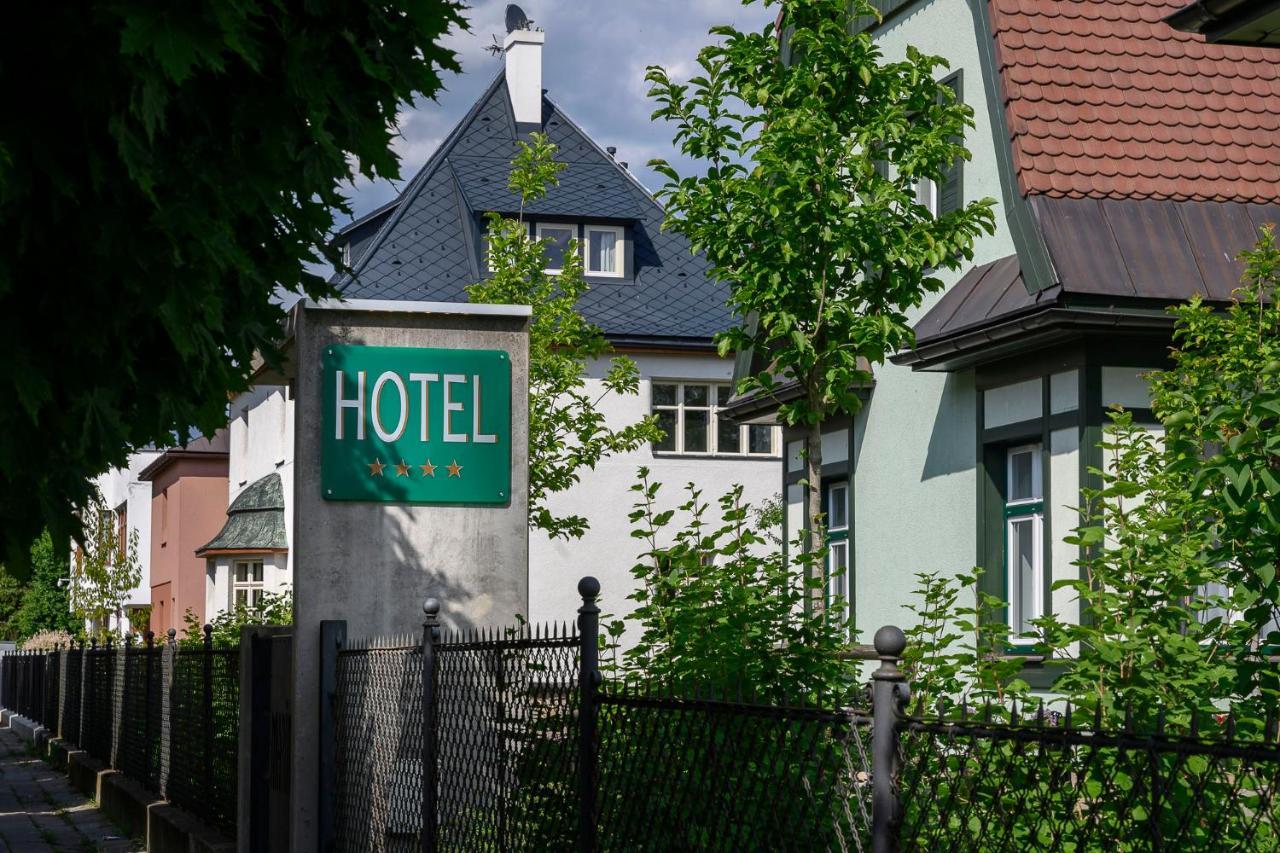 Hotel Zelena Marina Vrchlabí Zewnętrze zdjęcie
